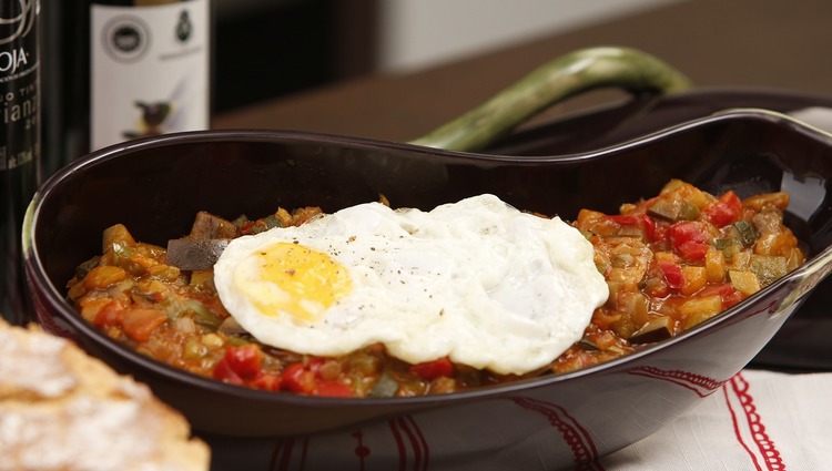 Slow Cooker Ratatouille with Fried Egg - Slow Cooking Recipe